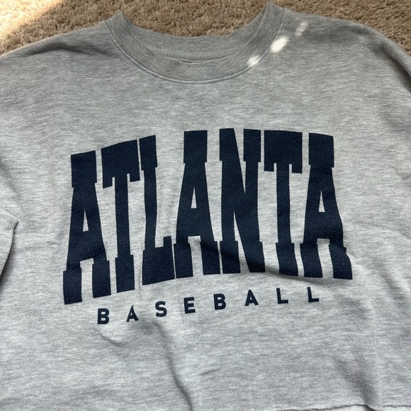 Sweaters - Atlanta Braves Cropped Sweater